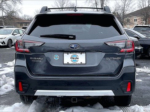 Used 2020 Subaru Outback Limited image 4