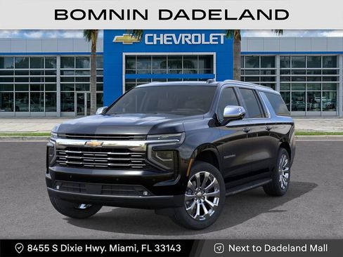 New 2026 Chevrolet Suburban Premier image 7