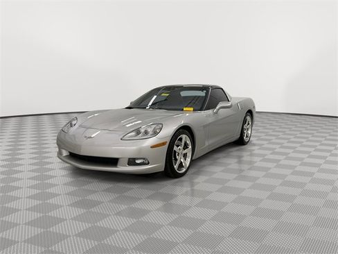 Used 2008 Chevrolet Corvette Coupe w/ Preferred Equipment Group image 4