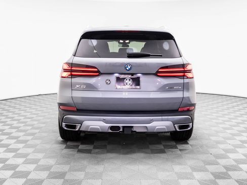 New 2026 BMW X5 xDrive50e w/ Executive Package image 5
