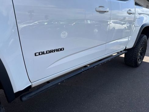 Used 2018 Chevrolet Colorado ZR2 w/ ZR2 Dusk Special Edition image 11