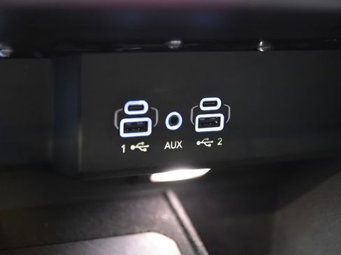 Used 2023 Jeep Wagoneer L Series II image 30