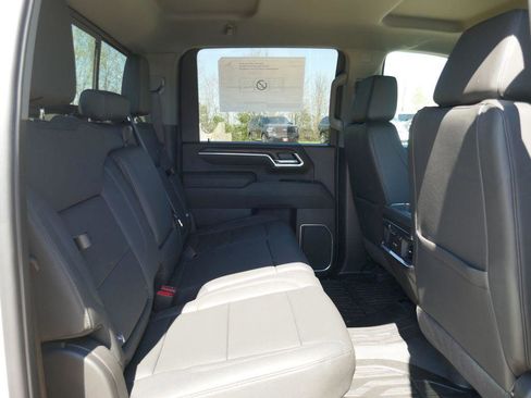 New 2026 GMC Sierra 2500 SLT w/ SLT Premium Package AWD/4WD image 14