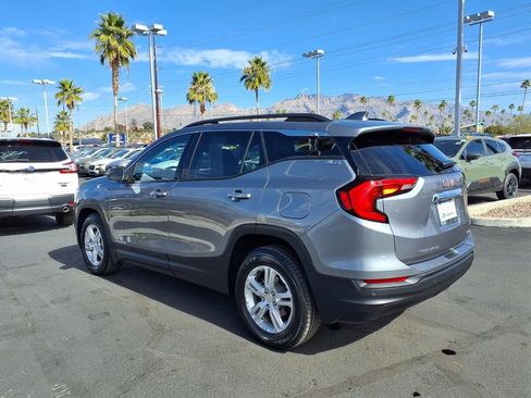 Used 2019 GMC Terrain SLE w/ Driver Convenience Package image 13