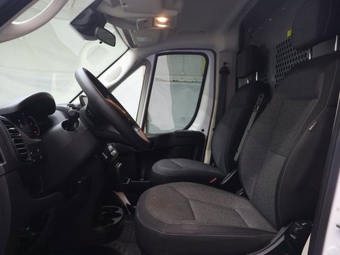 Used 2022 RAM ProMaster 3500 w/ Premium Convenience Group image 15