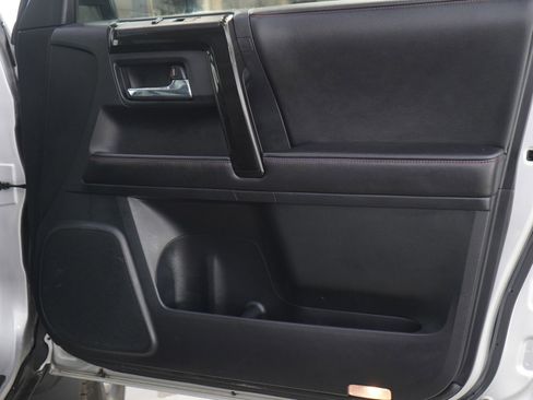 Used 2015 Toyota 4Runner Trail Premium image 9