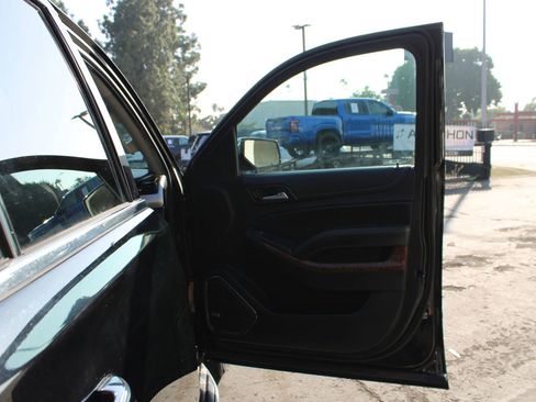 Used 2018 Chevrolet Tahoe Premier image 12