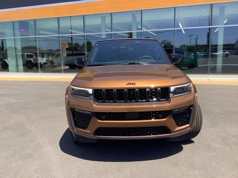 New 2026 Jeep Grand Cherokee L Summit AWD/4WD image 4
