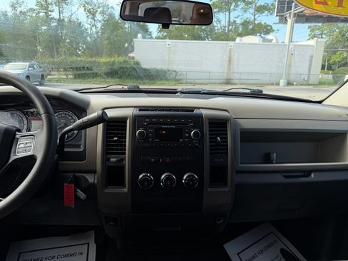 Used 2012 RAM 1500 Express RWD image 18