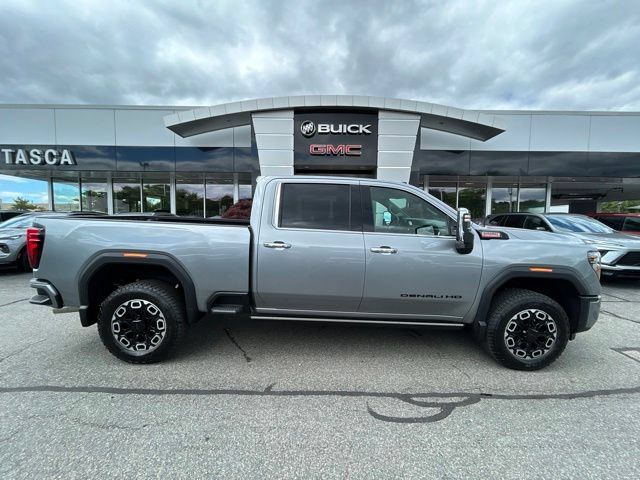 New 2026 GMC Sierra 2500 Denali w/ Denali Reserve Package AWD/4WD image 2