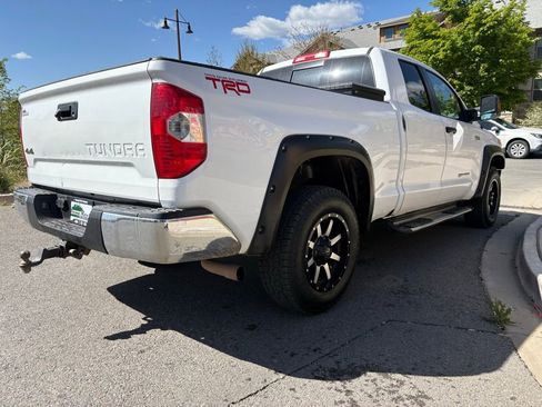 Used 2014 Toyota Tundra SR5 AWD/4WD image 9