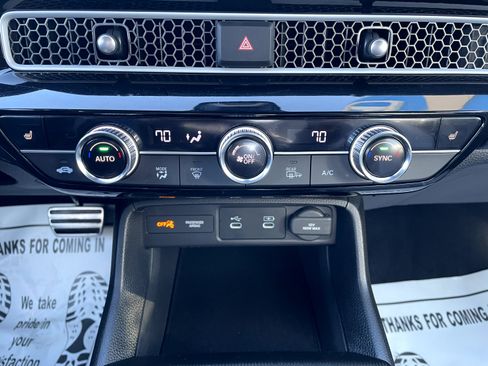 Used 2025 Honda Civic Sport image 17