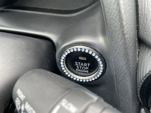 Used 2018 Toyota Yaris iA FWD image 23