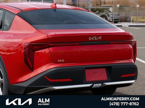 New 2026 Kia K4 LXS FWD image 13