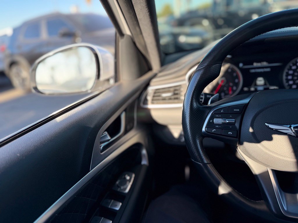 Used 2020 Genesis G70 3.3T w/ Sport Package RWD image 7