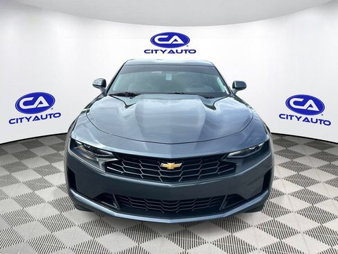Used 2022 Chevrolet Camaro LT w/ Technology Package RWD image 11