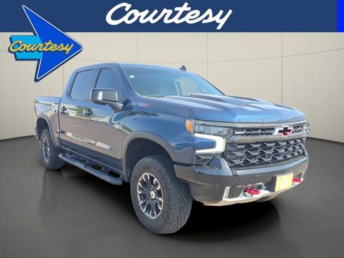 Used 2022 Chevrolet Silverado 1500 ZR2 image 1