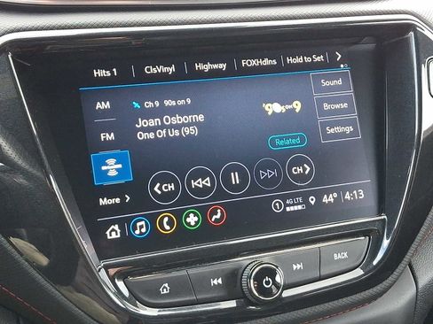 Used 2023 Chevrolet TrailBlazer RS w/ Technology Package image 17