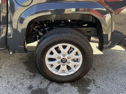 Used 2025 Toyota Tacoma SR5 image 8