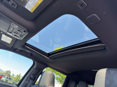 Certified 2024 Toyota Tacoma TRD Pro AWD/4WD image 13