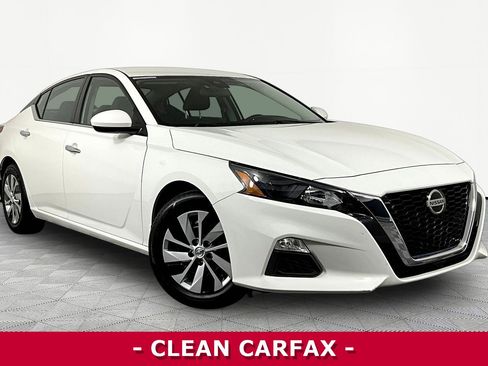 Certified 2022 Nissan Altima 2.5 S w/ Driver Assist Package FWD image 3