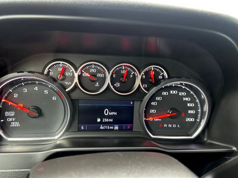 Used 2021 Chevrolet Silverado 1500 LT image 10