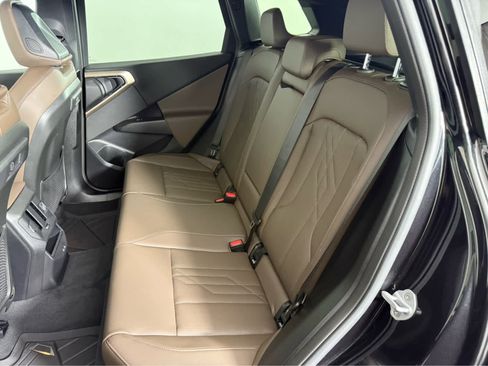 Certified 2025 BMW X3 xDrive30i w/ Premium Package image 17