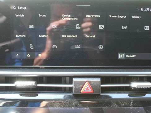 Certified 2026 Kia Sportage EX w/ EX Panorama Roof Package FWD image 45