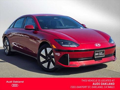 Used 2024 Hyundai Ioniq 6 SE RWD image 1