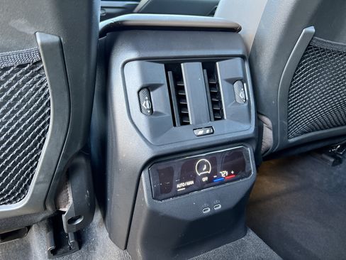 Certified 2025 BMW X3 xDrive30i AWD/4WD image 38