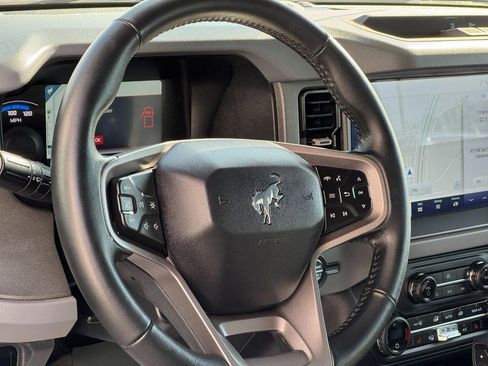 Used 2024 Ford Bronco Big Bend image 17