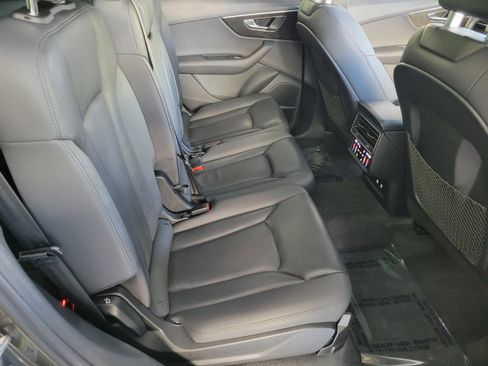 Used 2021 Audi Q7 2.0T Premium Plus image 16