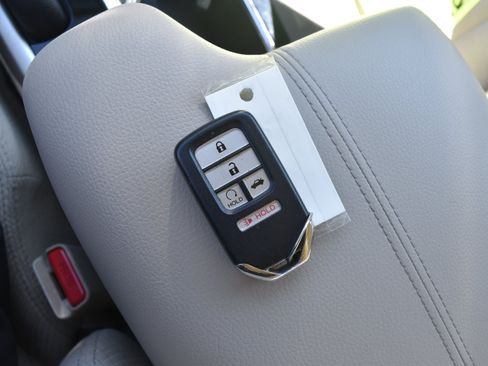 Certified 2017 Honda Accord EX image 27