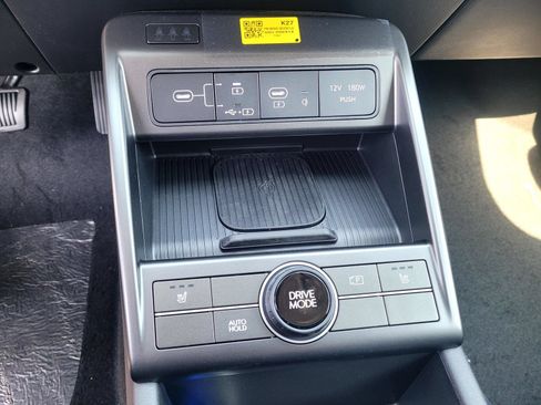 New 2026 Hyundai Kona SEL Premium FWD image 17
