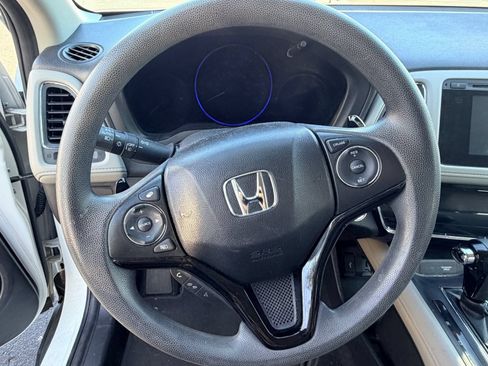 Certified 2018 Honda HR-V EX image 12