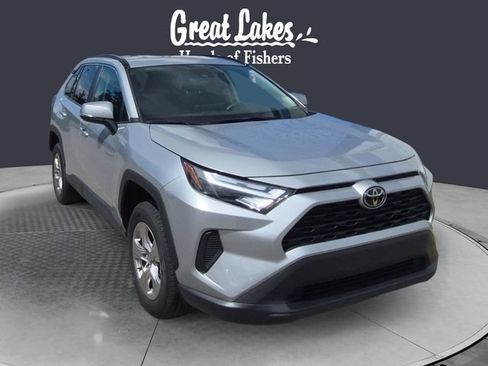 Used 2025 Toyota RAV4 XLE AWD/4WD image 7
