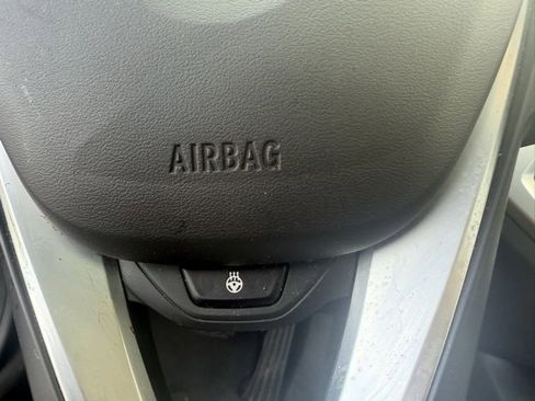 Used 2019 BMW 330i xDrive Sedan w/ Convenience Package image 18