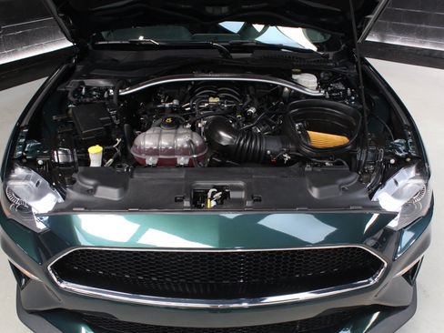 Used 2019 Ford Mustang Bullitt RWD image 16