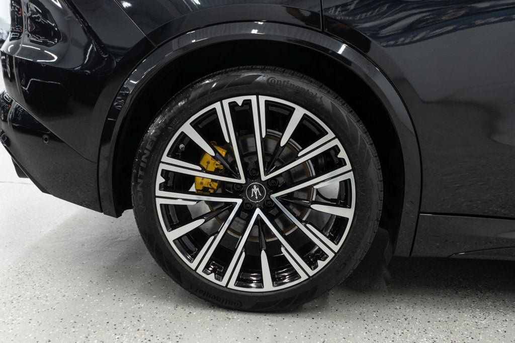 Used 2023 Maserati Grecale Modena AWD/4WD image 39
