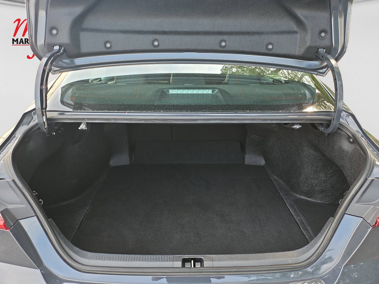 Used 2025 Toyota Camry SE FWD image 19