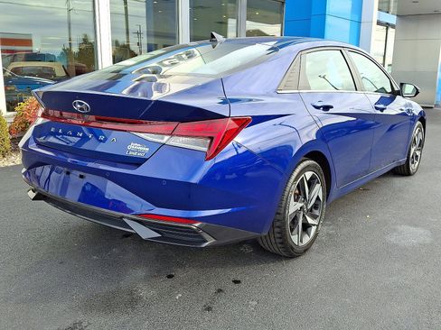 Used 2023 Hyundai Elantra Limited image 6