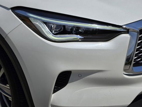 Used 2021 INFINITI QX50 Sensory image 35