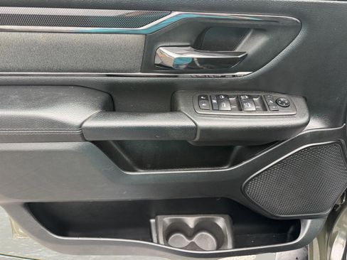 Used 2021 RAM 1500 Big Horn w/ Built-to-serve Edition image 18