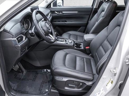 Used 2025 MAZDA CX-5 AWD 2.5 S w/ Preferred Package image 12