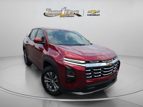 Used 2025 Chevrolet Equinox LT FWD image 1