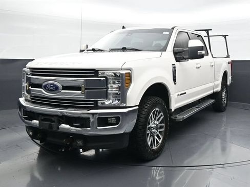 Used 2019 Ford F250 Lariat w/ Lariat Ultimate Package AWD/4WD image 5