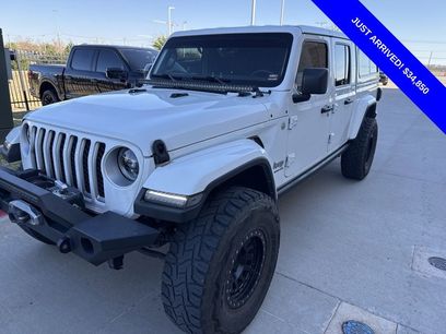 Used 2021 Jeep Gladiator Overland w/ Popular Equipment Package