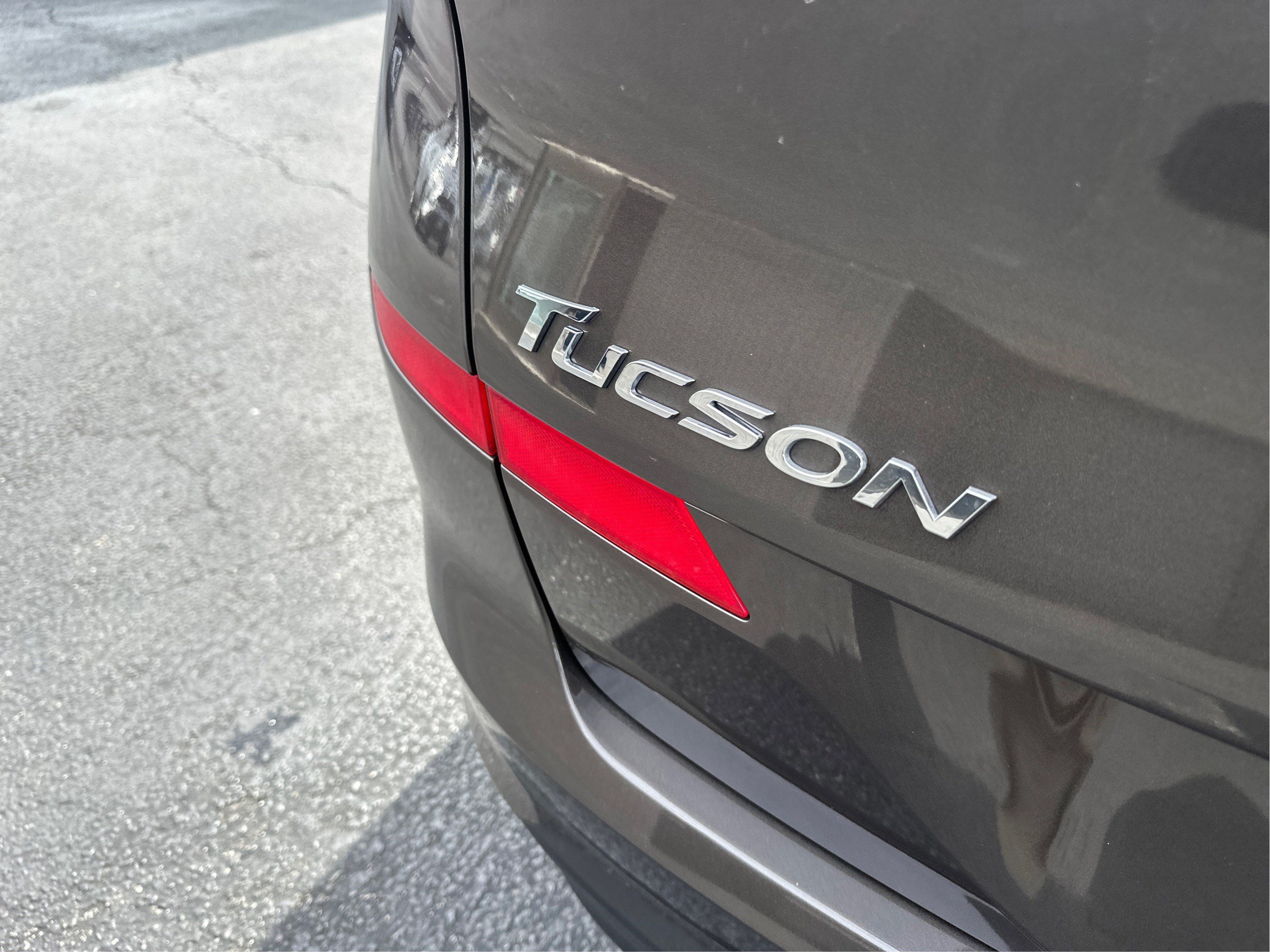 Used 2019 Hyundai Tucson SE w/ Cargo Package AWD/4WD image 25