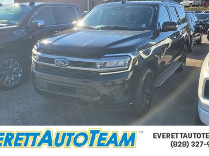 Used 2023 Ford Expedition Max XLT