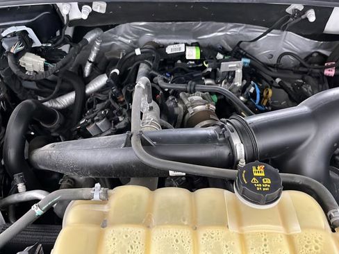 Used 2019 Ford F150 XLT AWD/4WD image 30